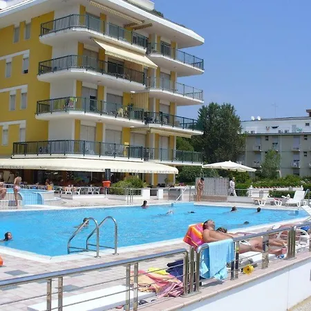 Panfilo Da Colla Hotel apartamentowy 4*